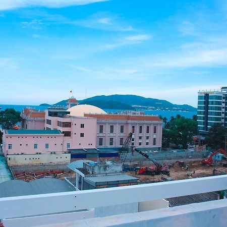 Sea Moon Hotel Nha Trang Exterior photo