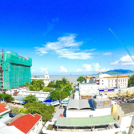 Sea Moon Hotel Nha Trang Exterior photo